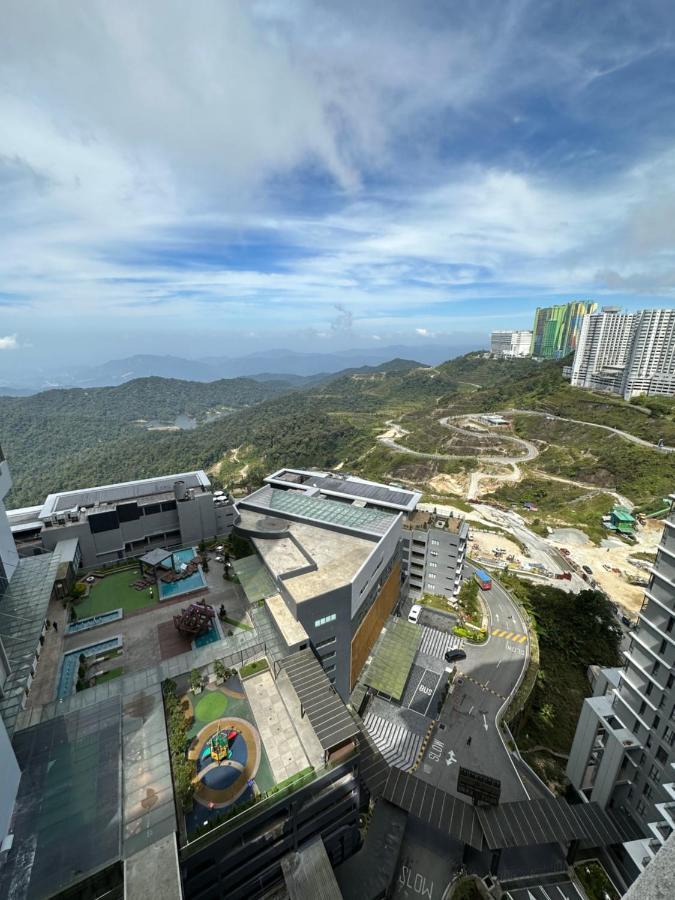 Hilltop Cloud View Genting Luxury Suite Гентинг Хайлендс Екстериор снимка